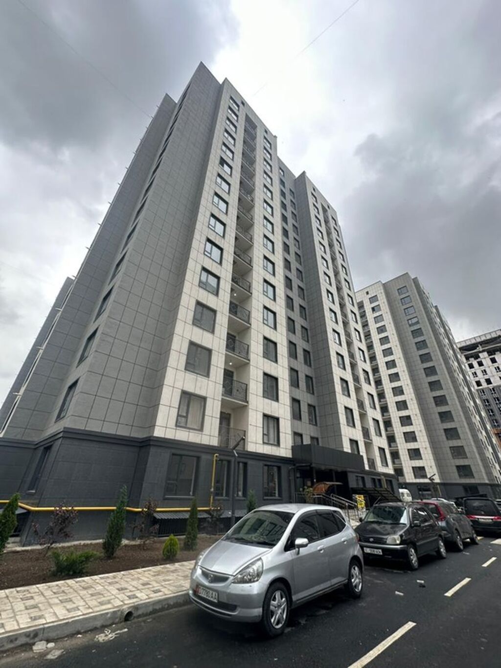 3 комнаты, Рабочий Городок Собственник, Семейным, С мебелью частично: фото 1