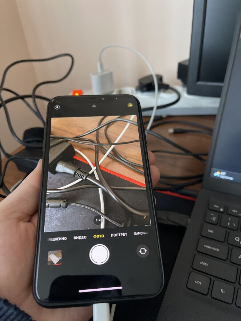 IPhone XS MAX GOLD 256GB Сброшен на заводские настройки iCloud сброшен — фото 4