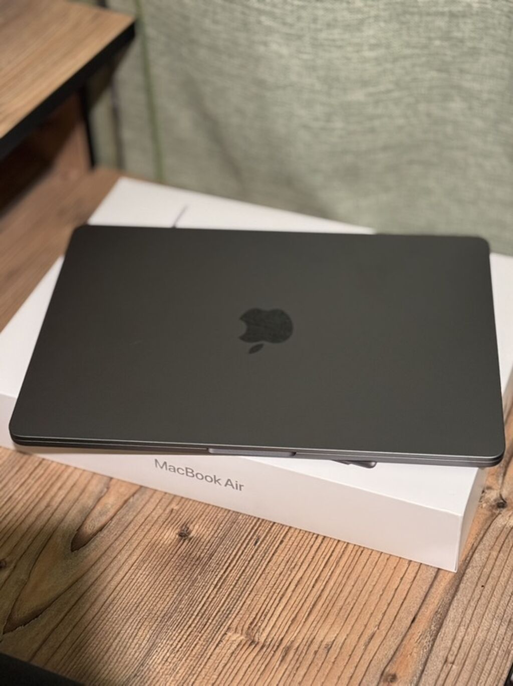 MacBook Air 13" (M2, 2022) - Чип: Apple M2 - Память: 16 ГБ -: фото 6