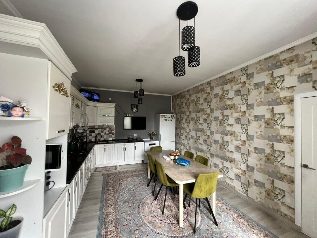 250 м², 6 комнат, Рабочий Городок: фото 8