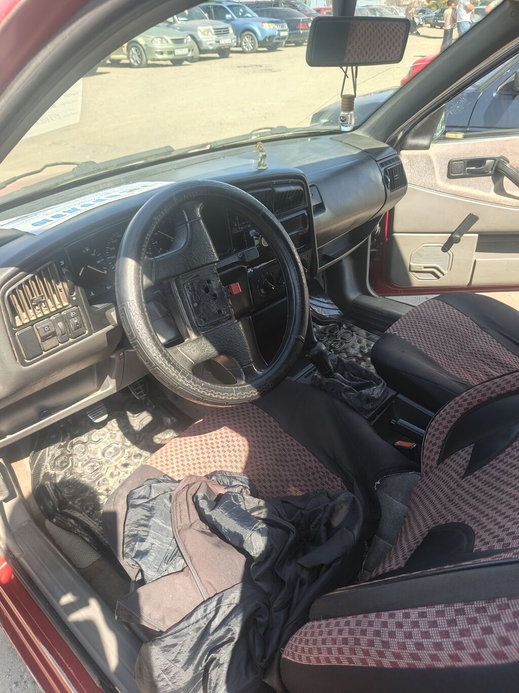 Volkswagen Passat Variant: 1992 г., 2 л, Механика, Бензин, Универсал: фото 2
