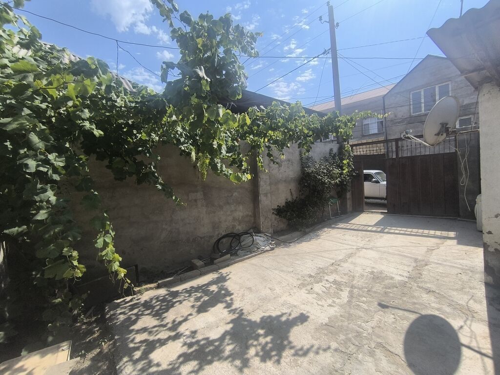 3 otaqlı, 80 kv. m, Yeni təmirli