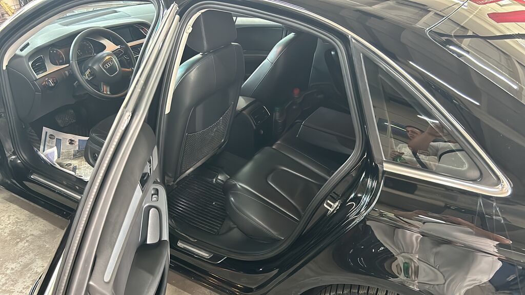 Audi A4 allroad: 2010 г., 2 л, Автомат, Бензин, Седан: фото 8