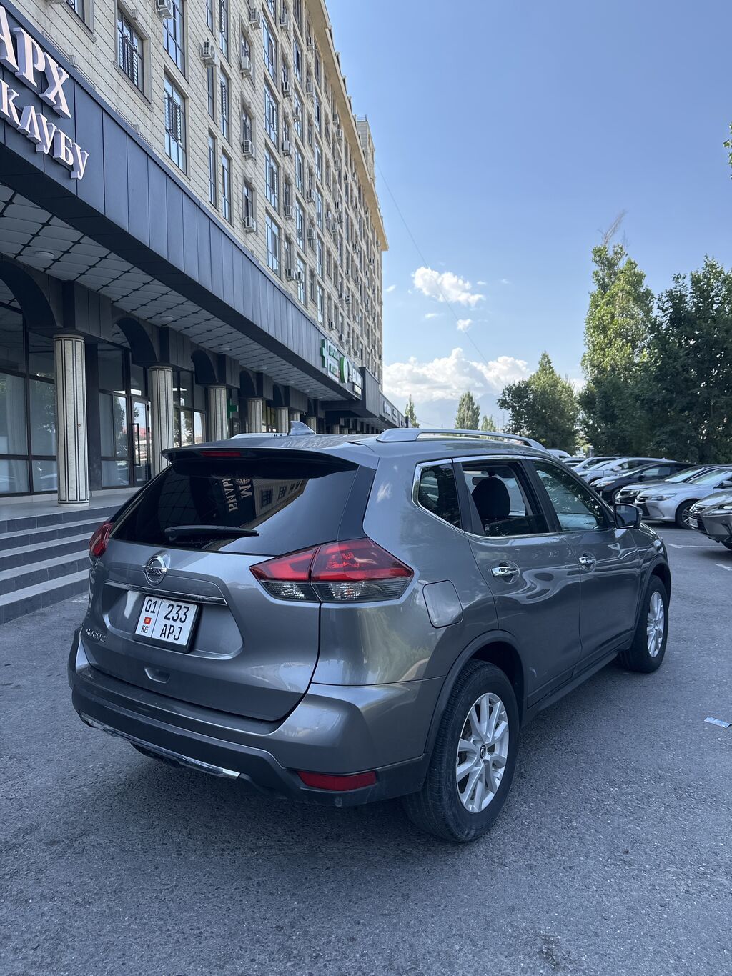 Nissan Rogue: 2018 г., 2.5 л, Вариатор, Бензин, Кроссовер — фото 3