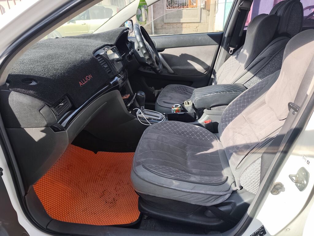 Toyota Allion: 2003 г., 1.5 л, Автомат, Бензин, Седан: фото 6