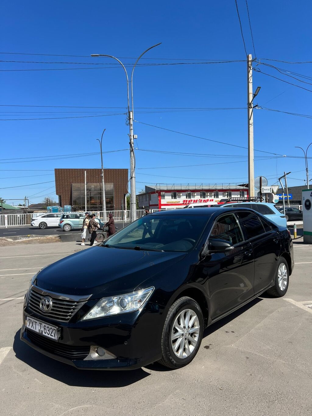 Toyota Camry: 2013 г., 2.5 л, Автомат, Бензин, Седан: фото 2