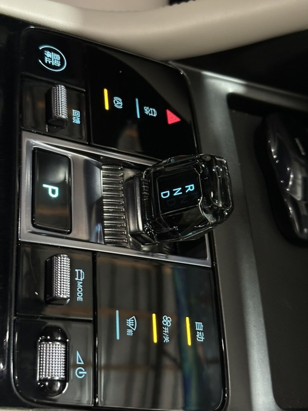 BYD Song Plus: 2025 г., Электромобиль, Кроссовер: фото 6