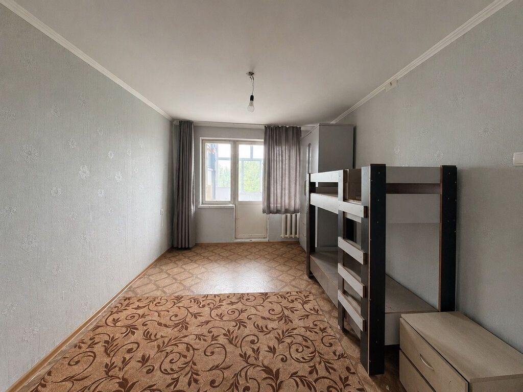 1 комната, 31 м², 8 мкр 104 серия, 4 этаж, Старый ремонт: фото 7