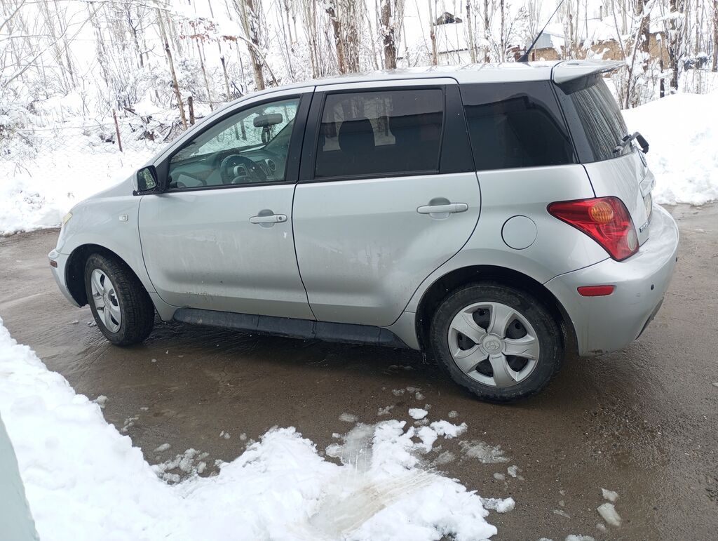Toyota Ist