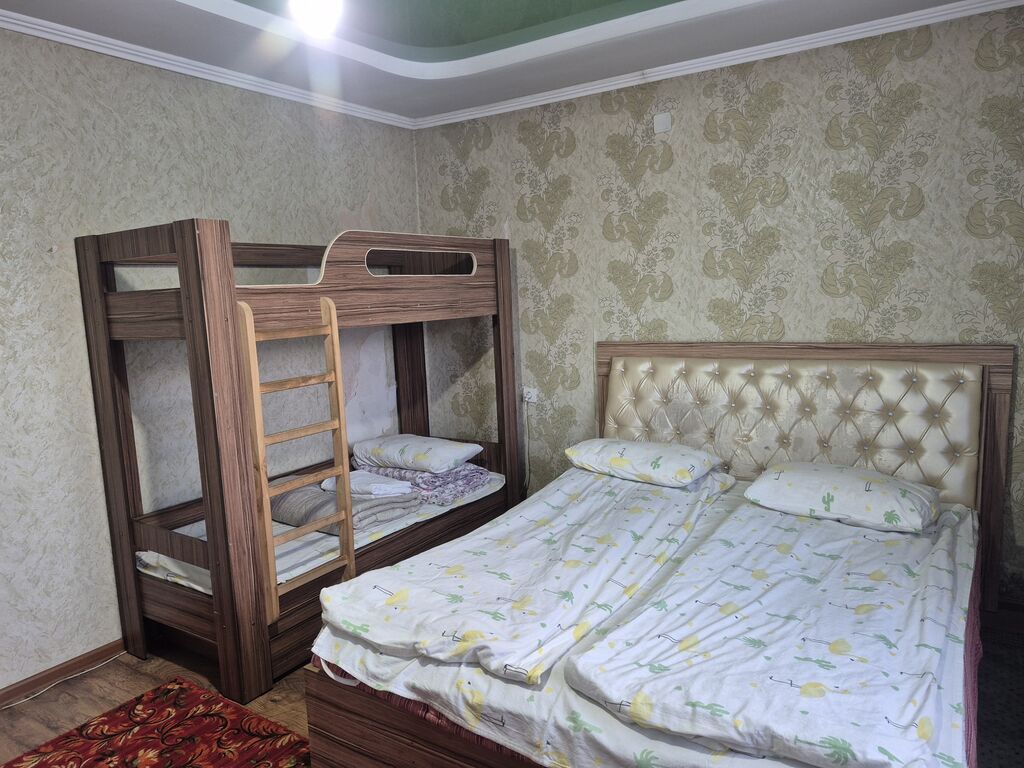 Дом (частный сектор), Голубой Иссык-Куль, Чолпон-Ата, 13 мест: фото 3
