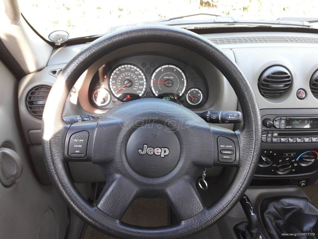 Jeep: Jeep Cherokee: 2.8 l. | 2007 έ. | 242000 km. | SUV/4x4 — 1