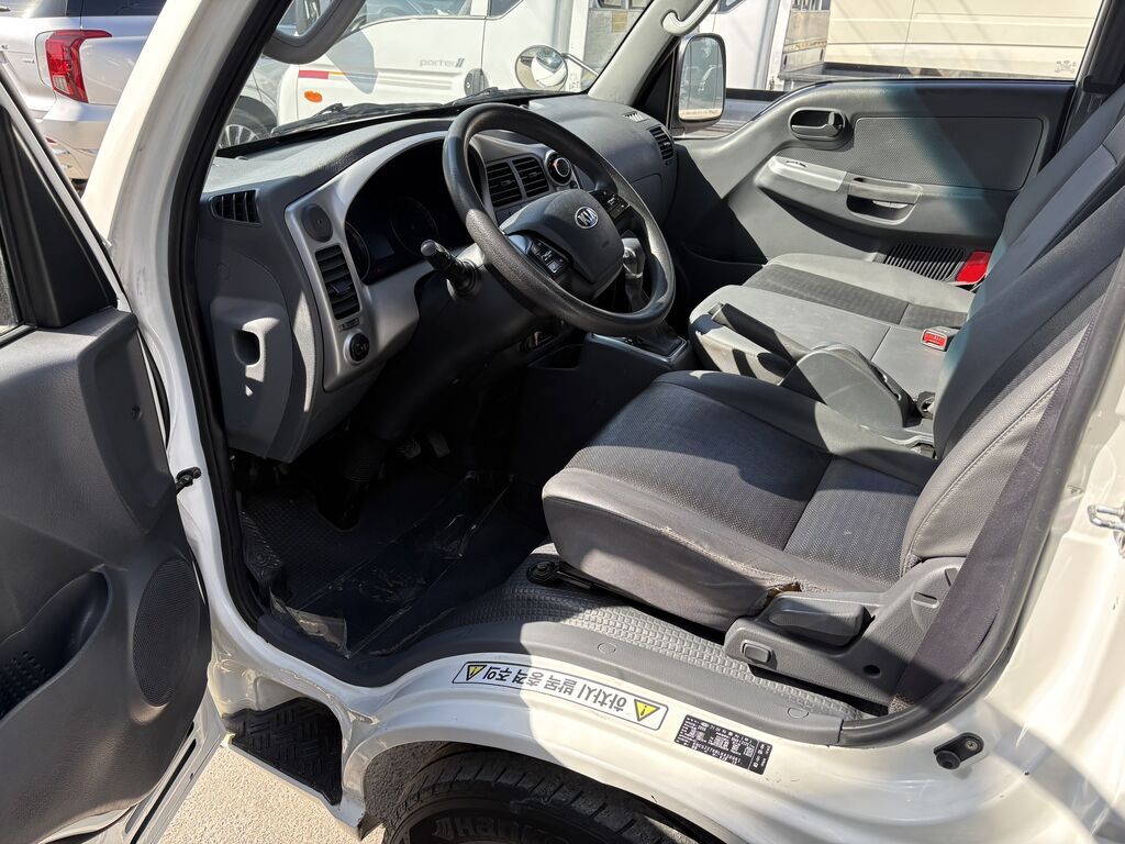 Hyundai Porter: 2019 г., 2.5 л, Типтроник: фото 6