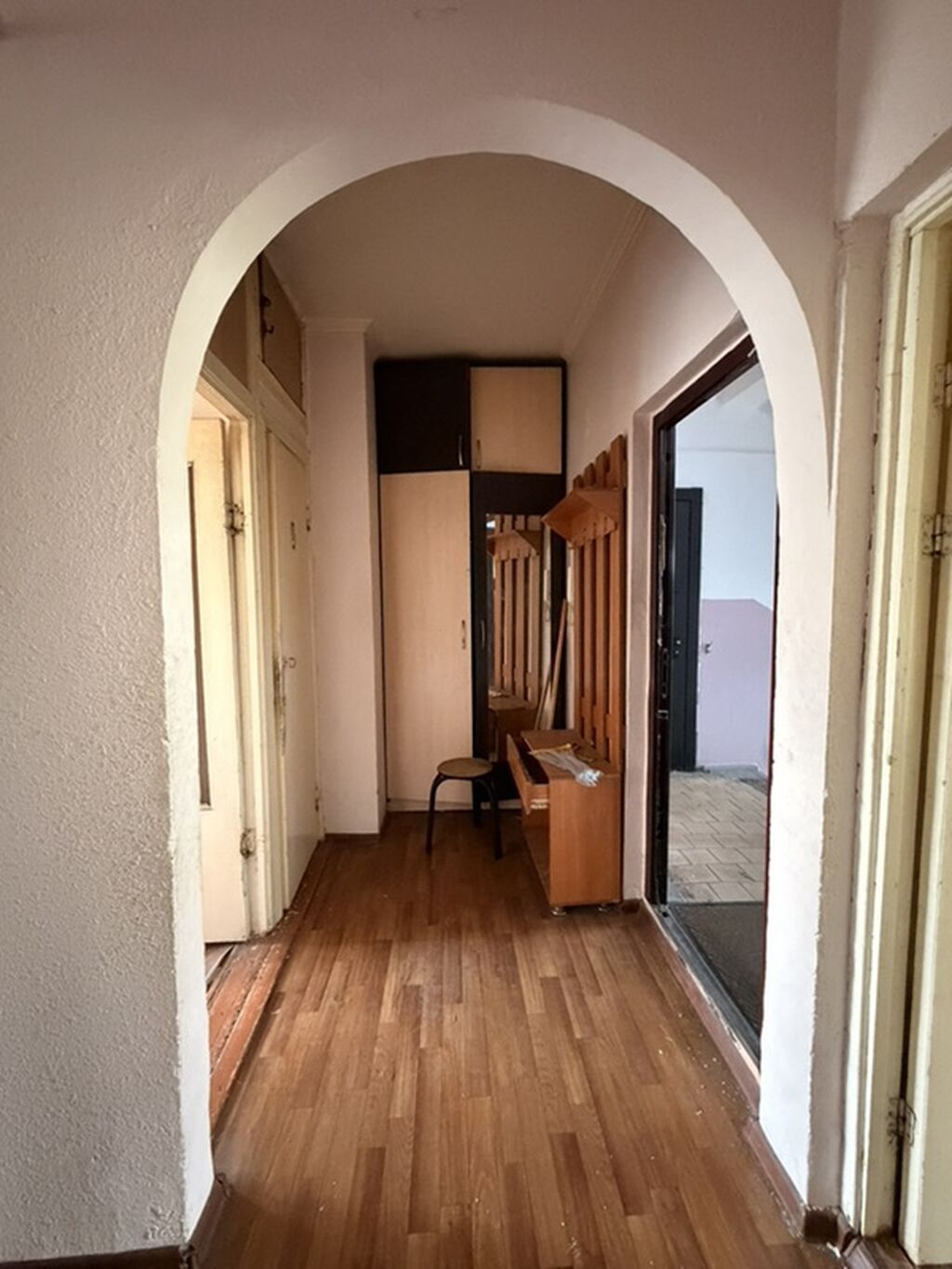 Продам 2-комнатную квартиру, 52 м², мкр. Асанбай, 4/5 этаж: фото 3