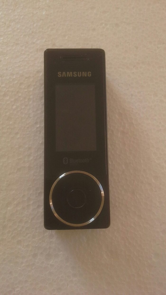 Samsung: Samsung X830 λειτουργεί άψογα σε τέλεια κατάσταση με τον φορτιστή του σε lalafo.gr Samsung X830 λειτουργεί άψογα σε τέλεια κατάσταση με τον φορτιστή του σε Καλαμάτα
