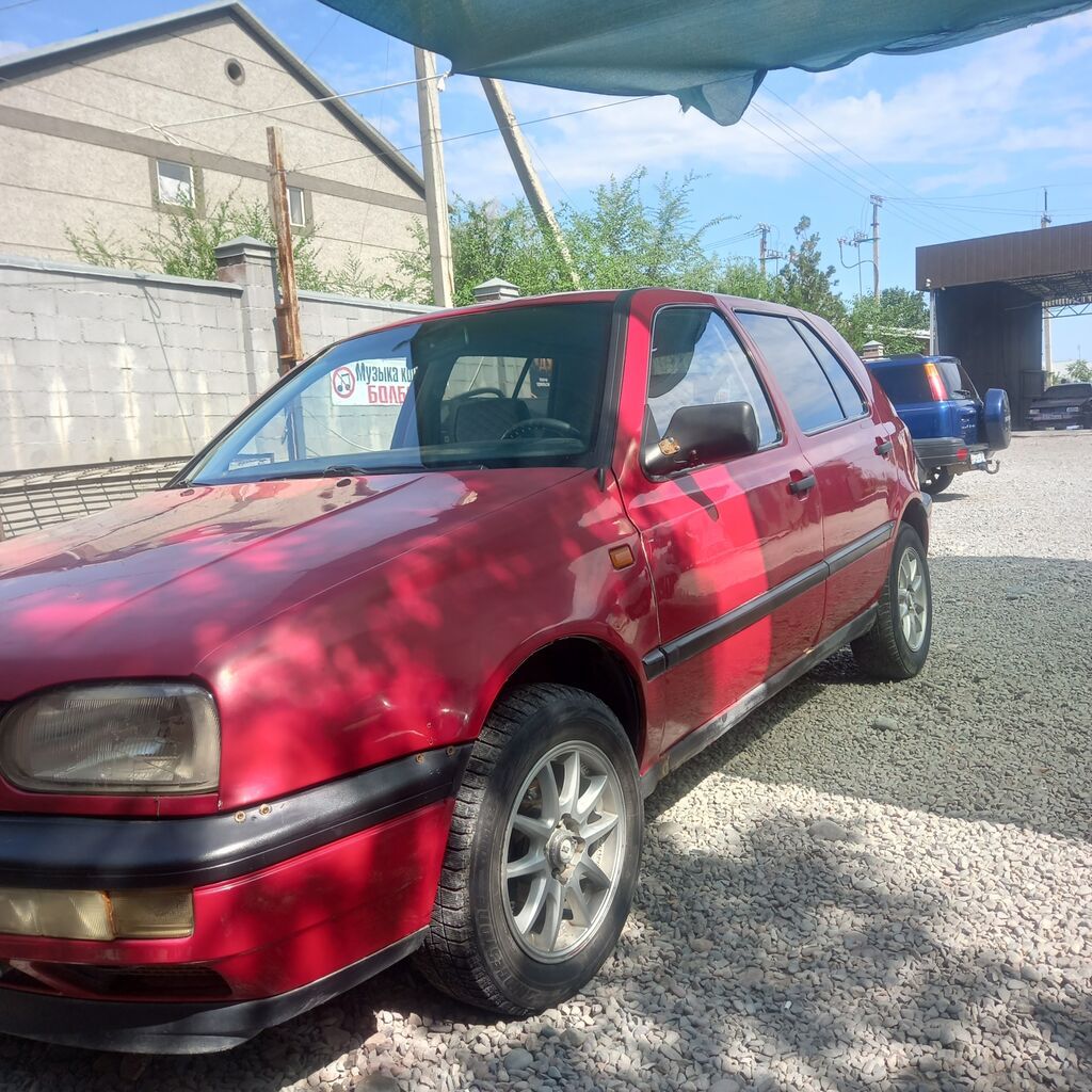 Volkswagen Golf: 1993 г., 1.4 л, Механика, Бензин, Хэтчбэк: фото 5