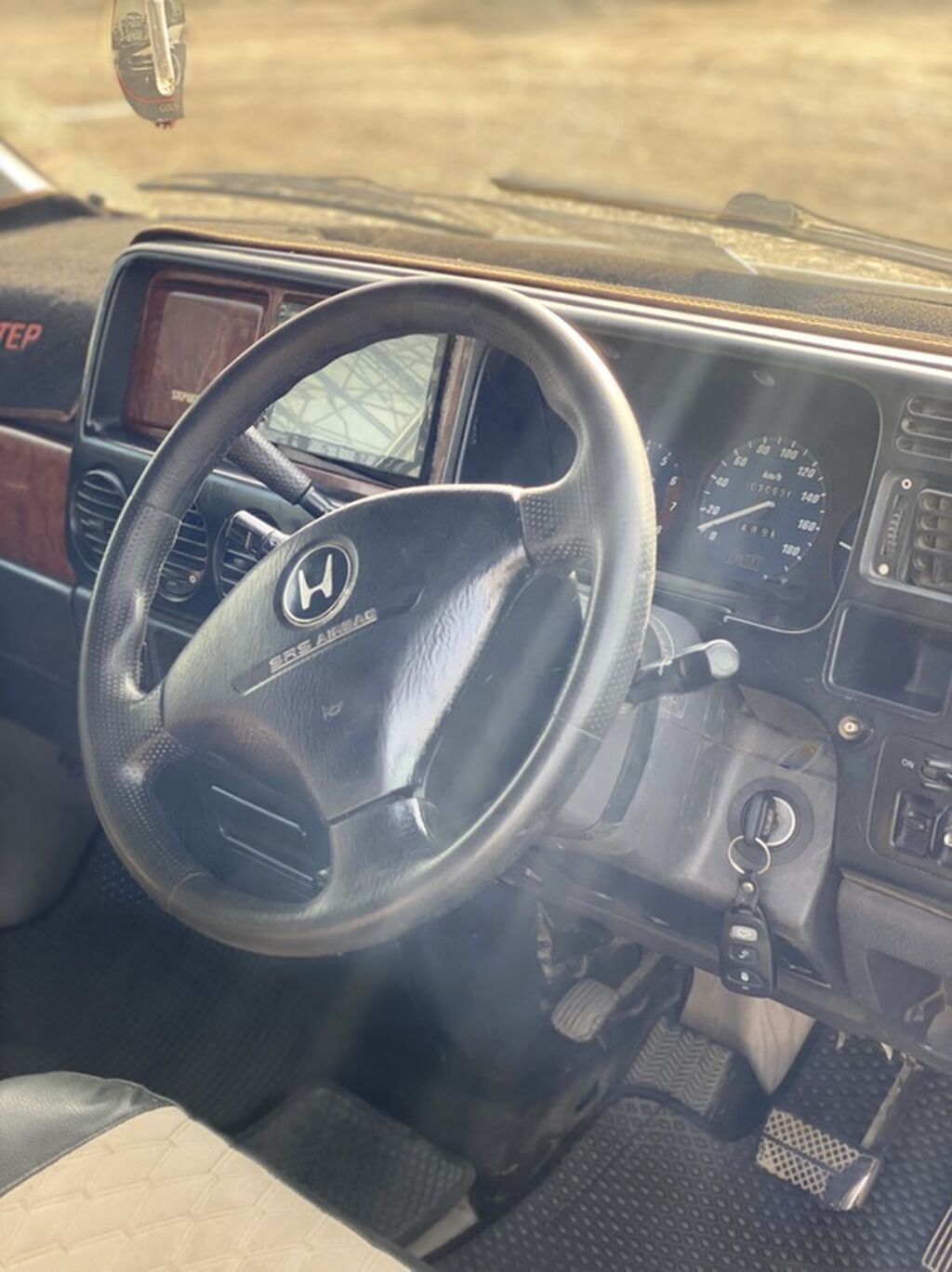 Honda Stepwgn: 1999 г., 2 л, Автомат, Бензин, Минивэн: фото 2