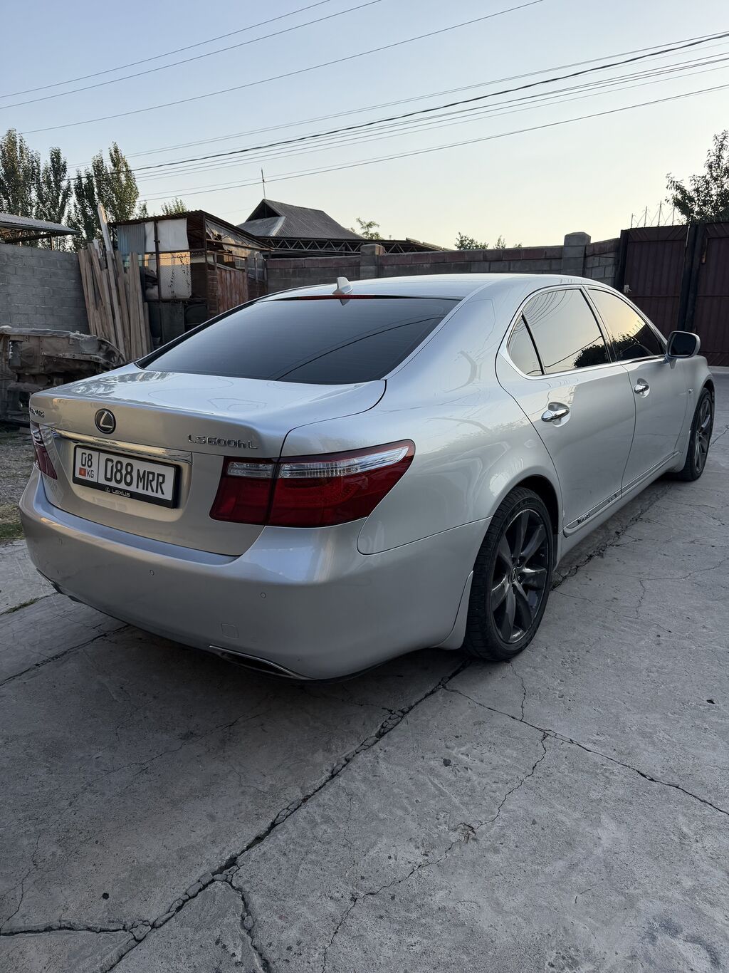 Lexus LS: 2009 г., 5 л, Седан: фото 8