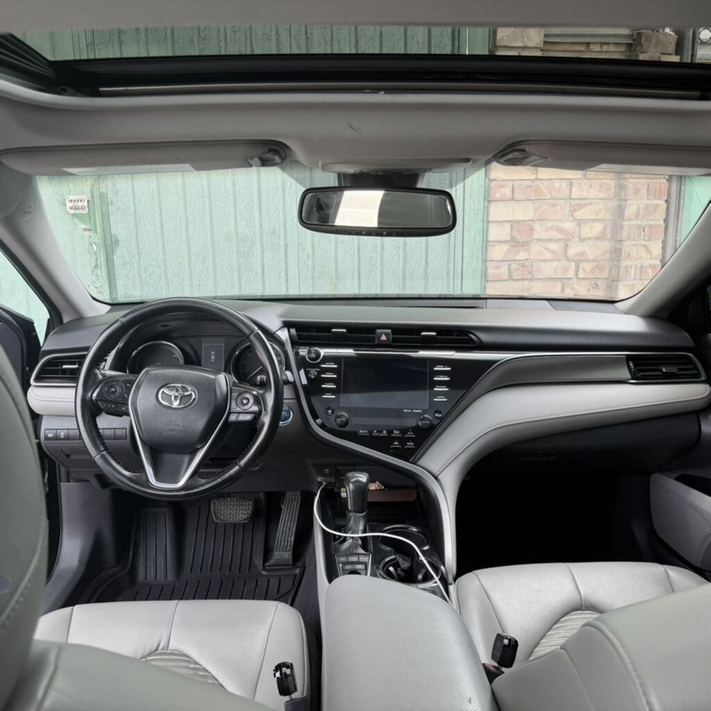 Toyota Camry: 2019 г., 2.5 л, Автомат, Гибрид, Седан: фото 8