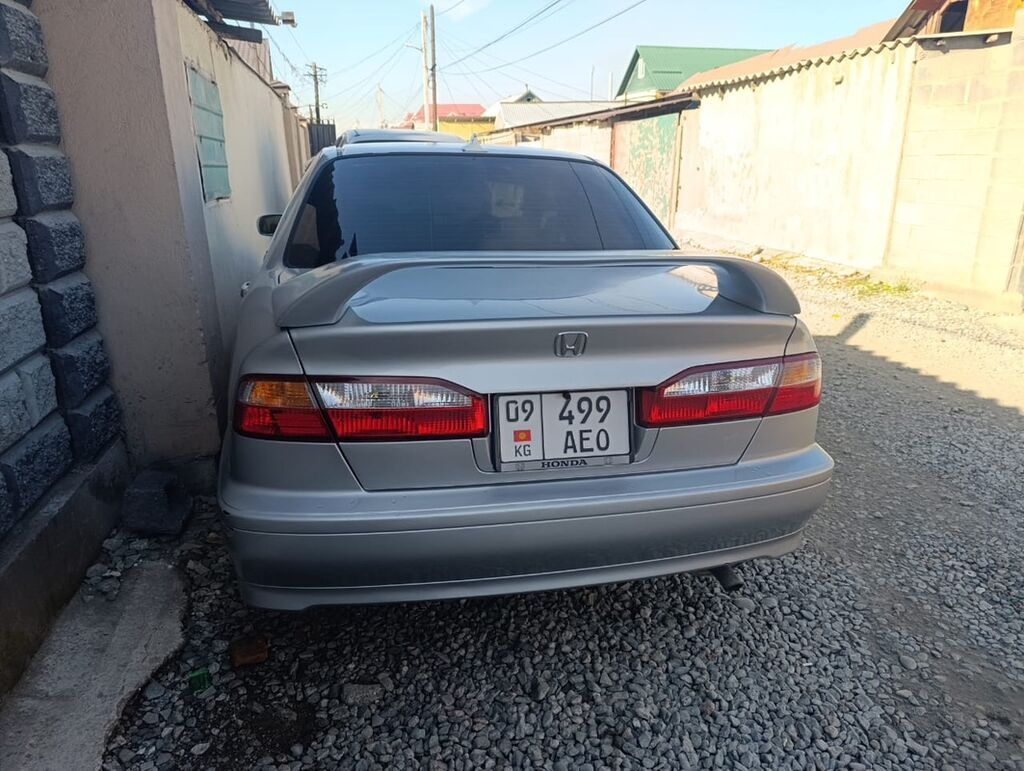 Honda Accord: 2002 г., 1.8 л, Автомат, Бензин, Седан: фото 3
