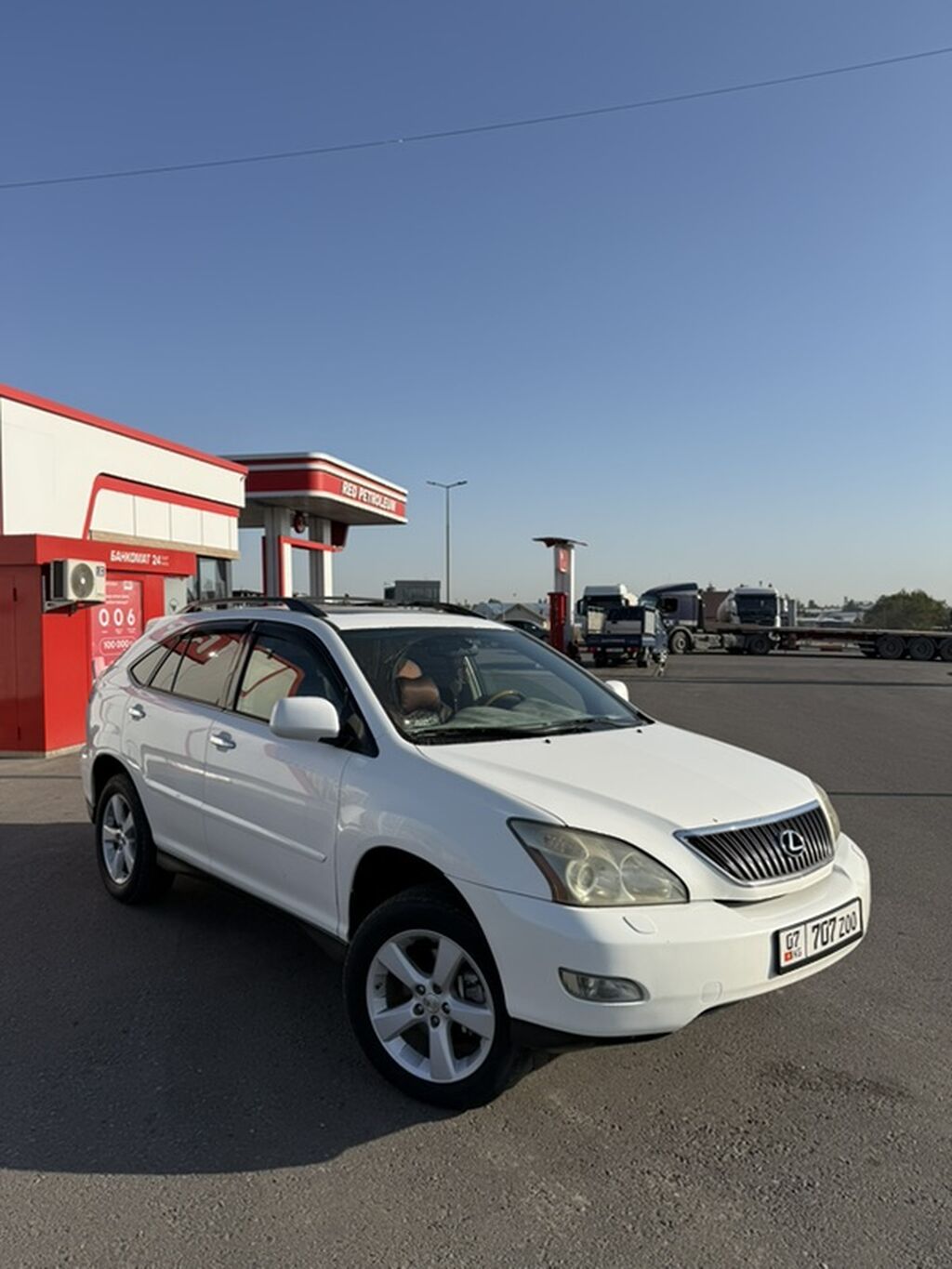 Lexus RX: 2004 г., 3.3 л, Автомат, Бензин, Кроссовер: фото 1
