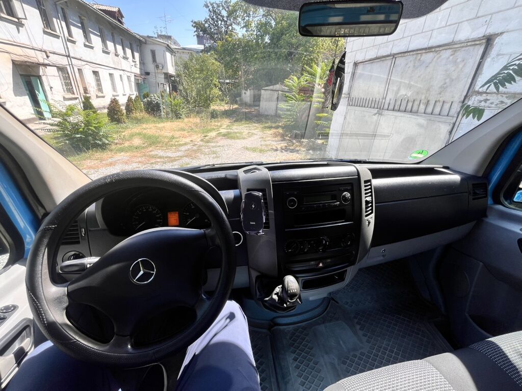 Mercedes-Benz Sprinter (двухрядная кабина) с бортовой платформой: фото 6