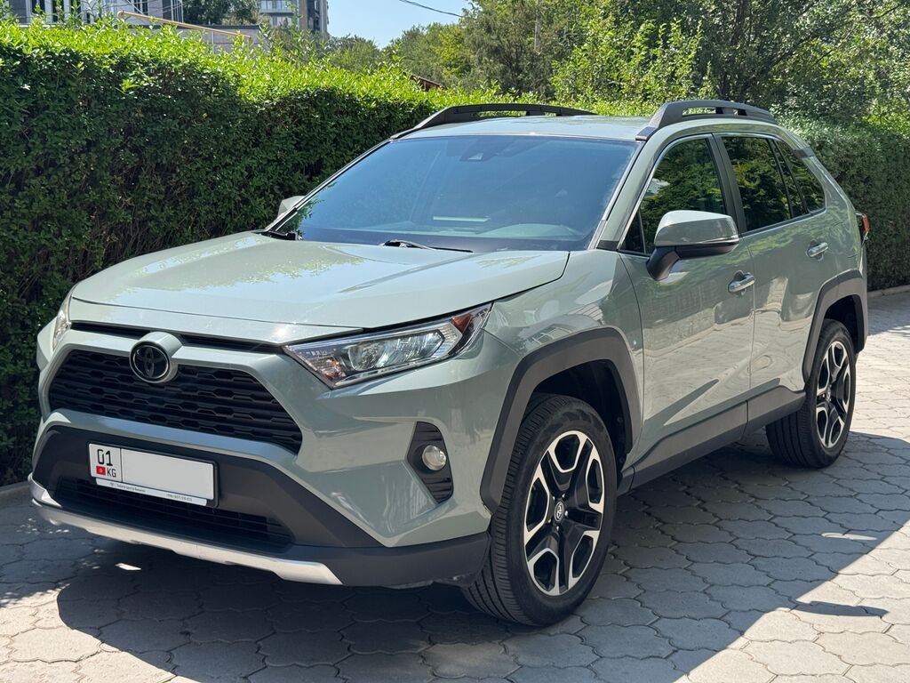Toyota RAV4: 2020 г., Бензин, Кроссовер — фото 2