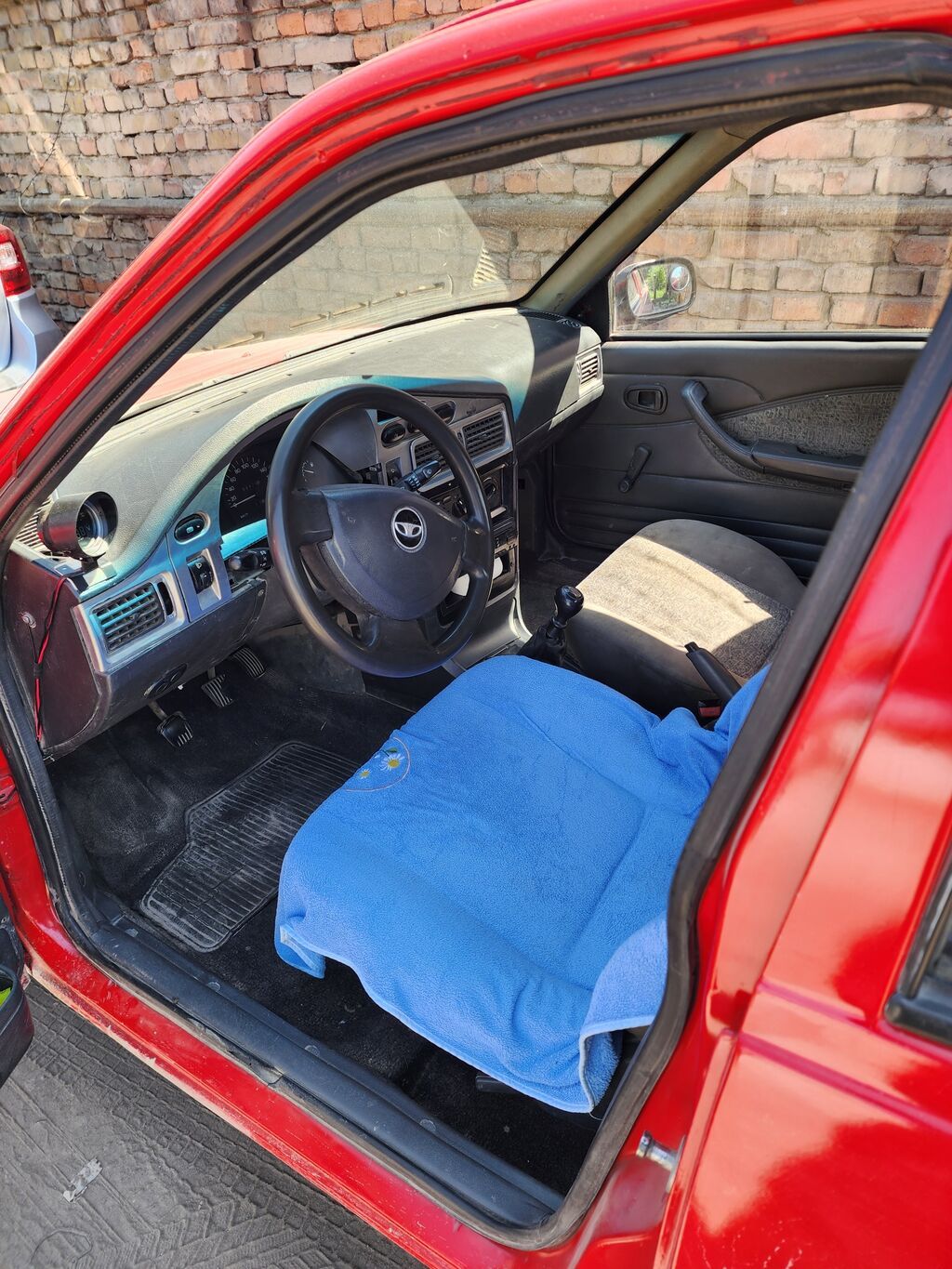 Daewoo Nexia: 2007 г., 1.5 л, Механика, Бензин, Седан: фото 4