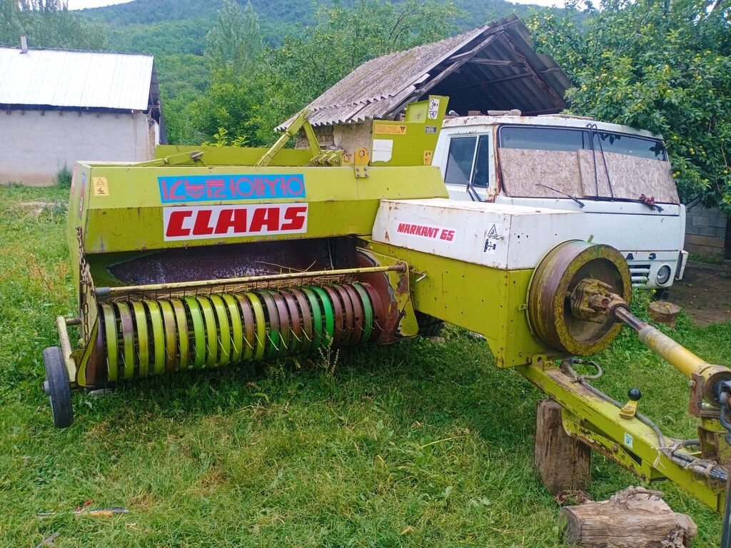 Тюковый пресс CLAAS Markant 65: фото 1