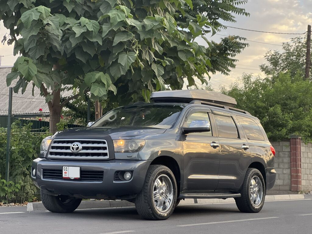Toyota Sequoia