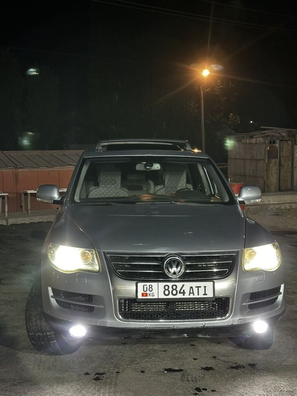 Volkswagen Touareg: 2004 г., 3.2 л, Автомат, Бензин, Внедорожник: фото 2