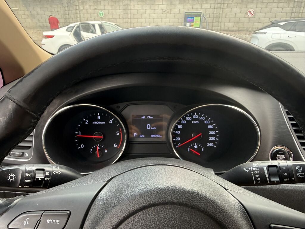 Kia Carnival: 2020 г., 2.2 л, Автомат, Дизель, Минивэн: фото 5