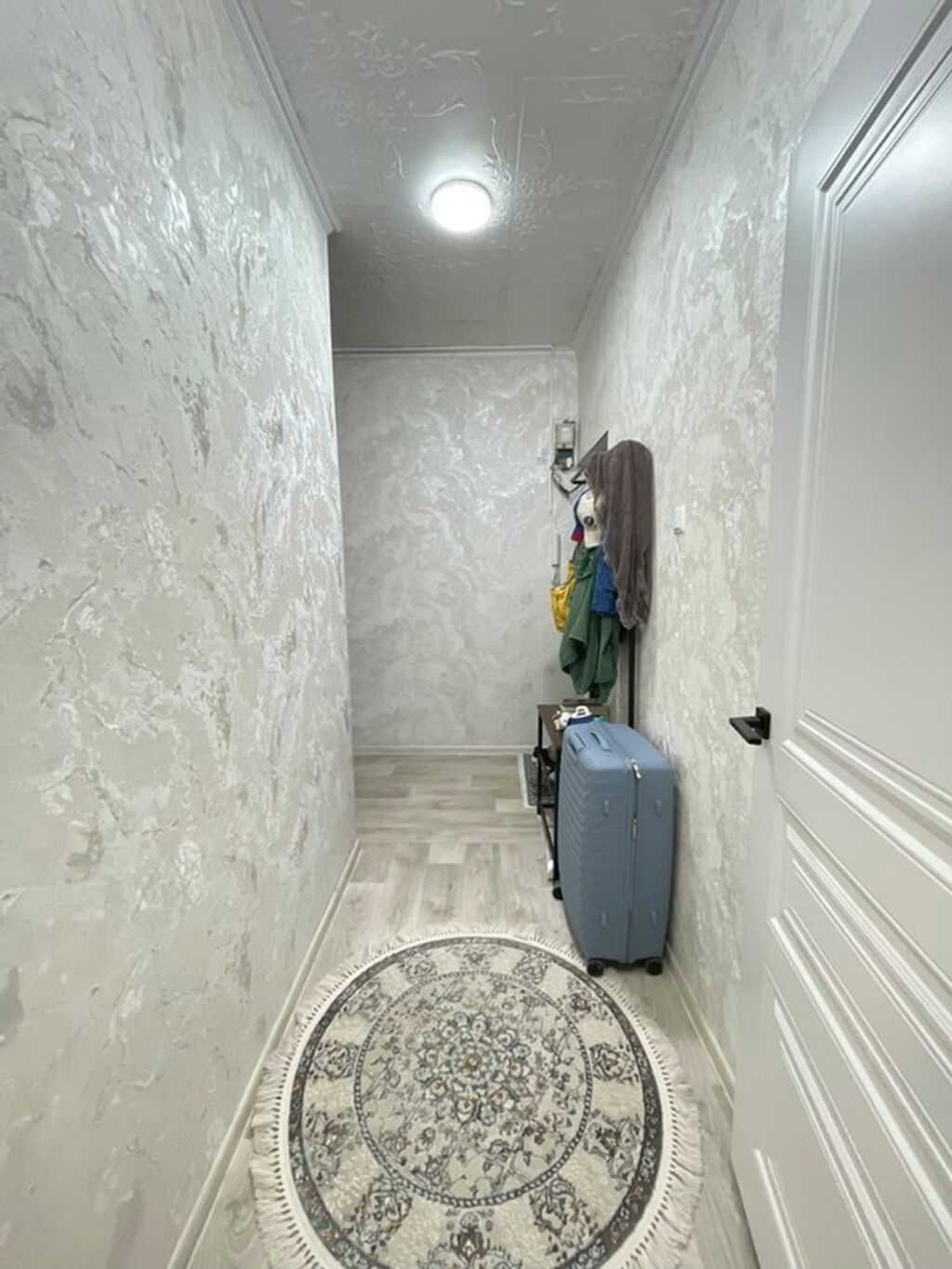 1 комната, 35 м², Кудайберген авторынок 105 серия, 2 этаж, Евроремонт: фото 4