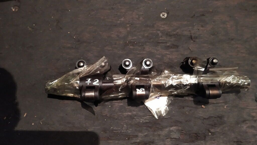 Mitsubishi Delica Ось коромысел, Мицубиси Делика: 3000 KGS Другие ...