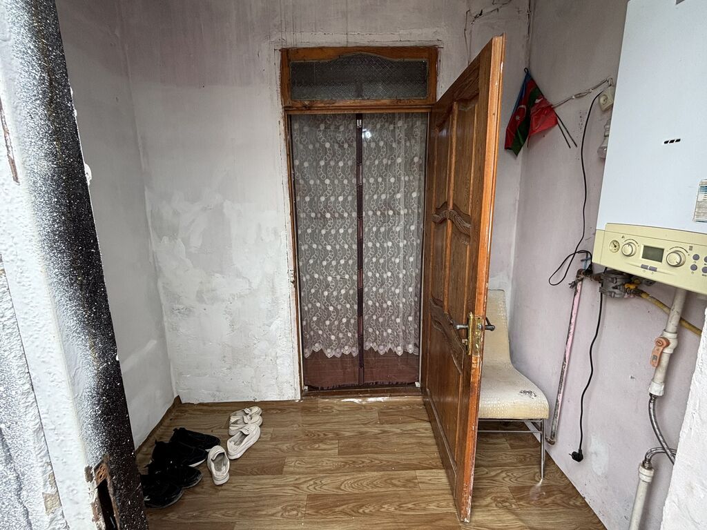 3 otaqlı, 2 kv. m, Yeni təmirli