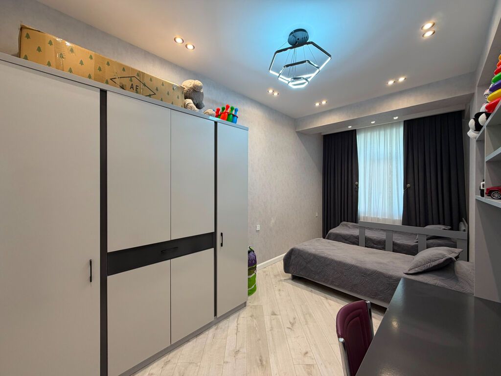 3 otaqlı, Yeni tikili, m. Həzi Aslanov, 91 kv. m