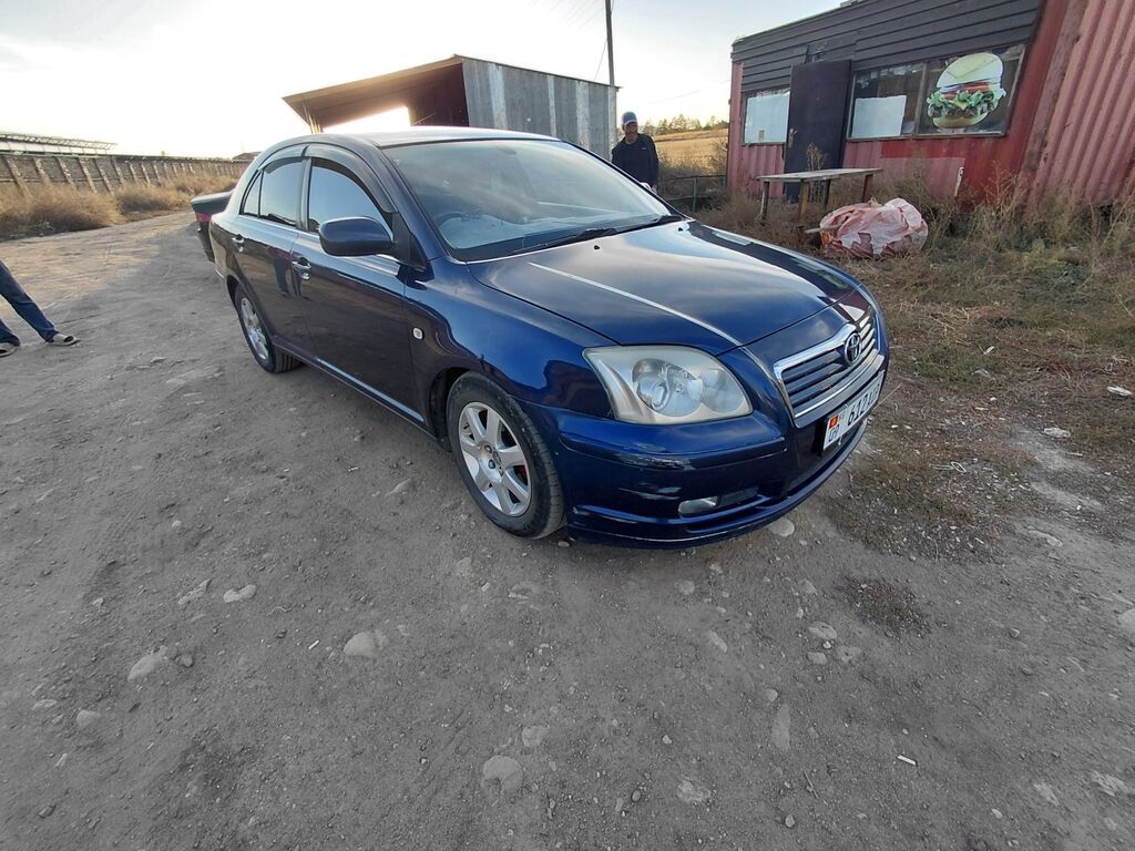Toyota Avensis: 2004 г., 1.8 л, Автомат, Бензин, Седан: фото 1