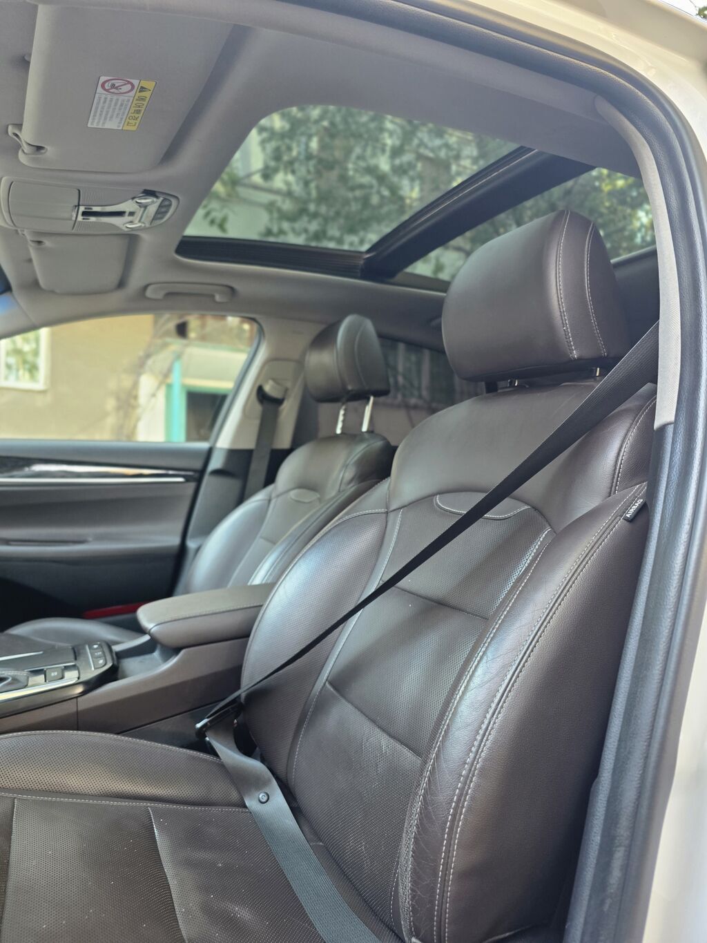 Hyundai Grandeur: 2018 г., 3 л, Автомат, Газ, Седан: фото 8