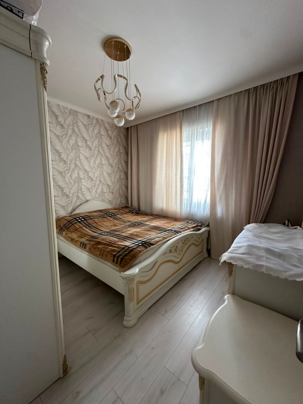 2 комнаты, 58 м², Джал мкр (в т.ч. Верхний, Нижний, Средний) 106 серия, 4 этаж, Евроремонт: фото 1
