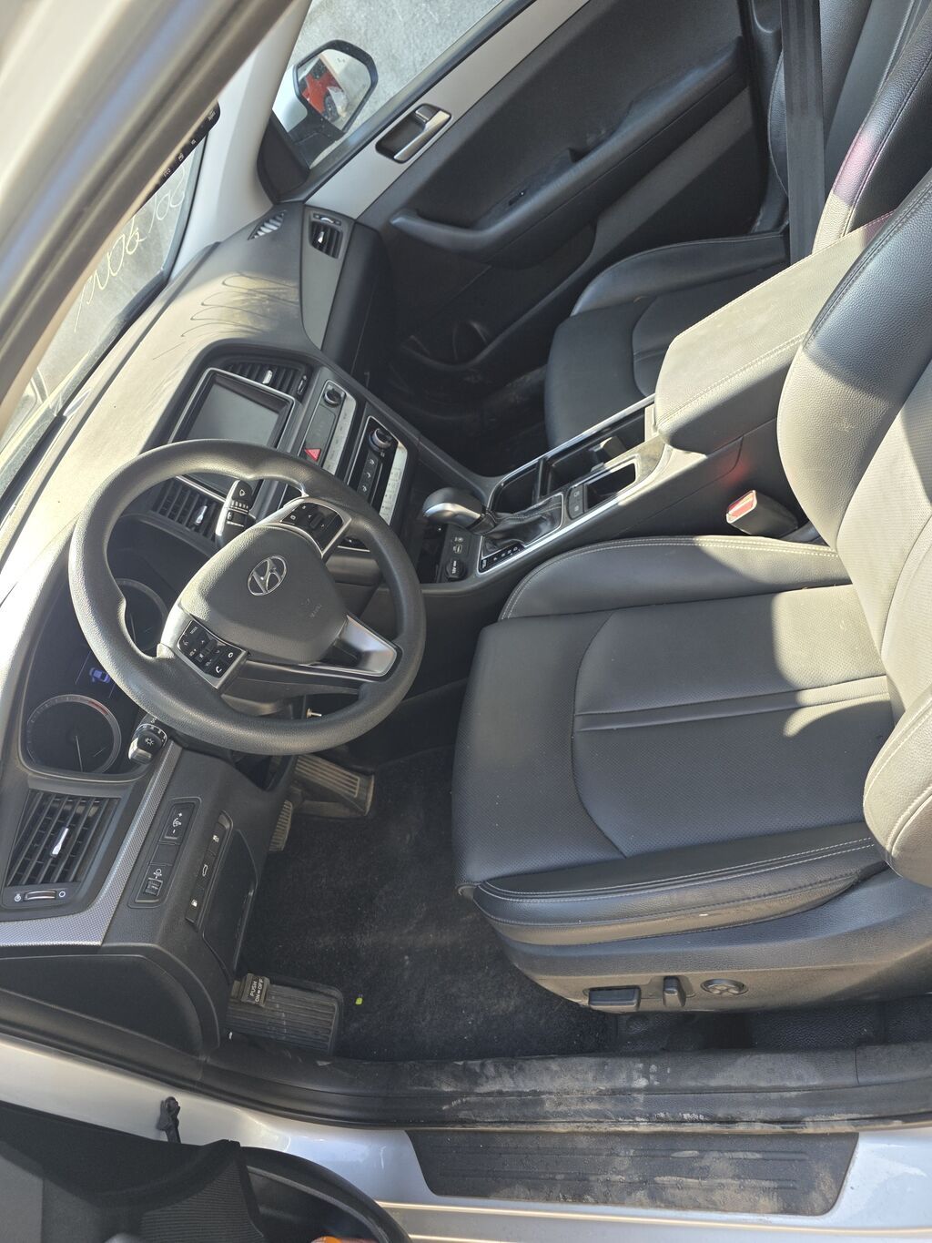 Hyundai Sonata: 2019 г., 2 л, Автомат, Газ, Седан: фото 6