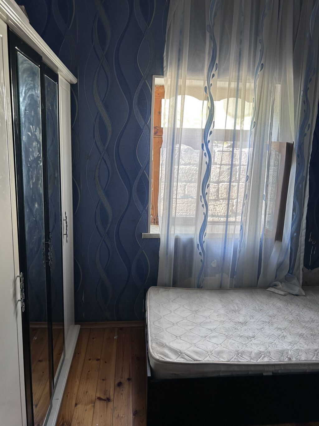 3 otaqlı, 56 kv. m, Orta təmir