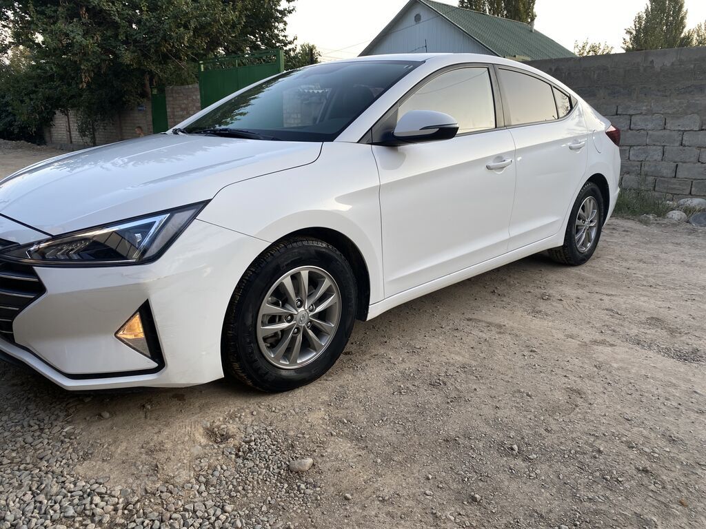Hyundai Avante: 2019 г., 1.6 л, Автомат, Газ, Седан: фото 4