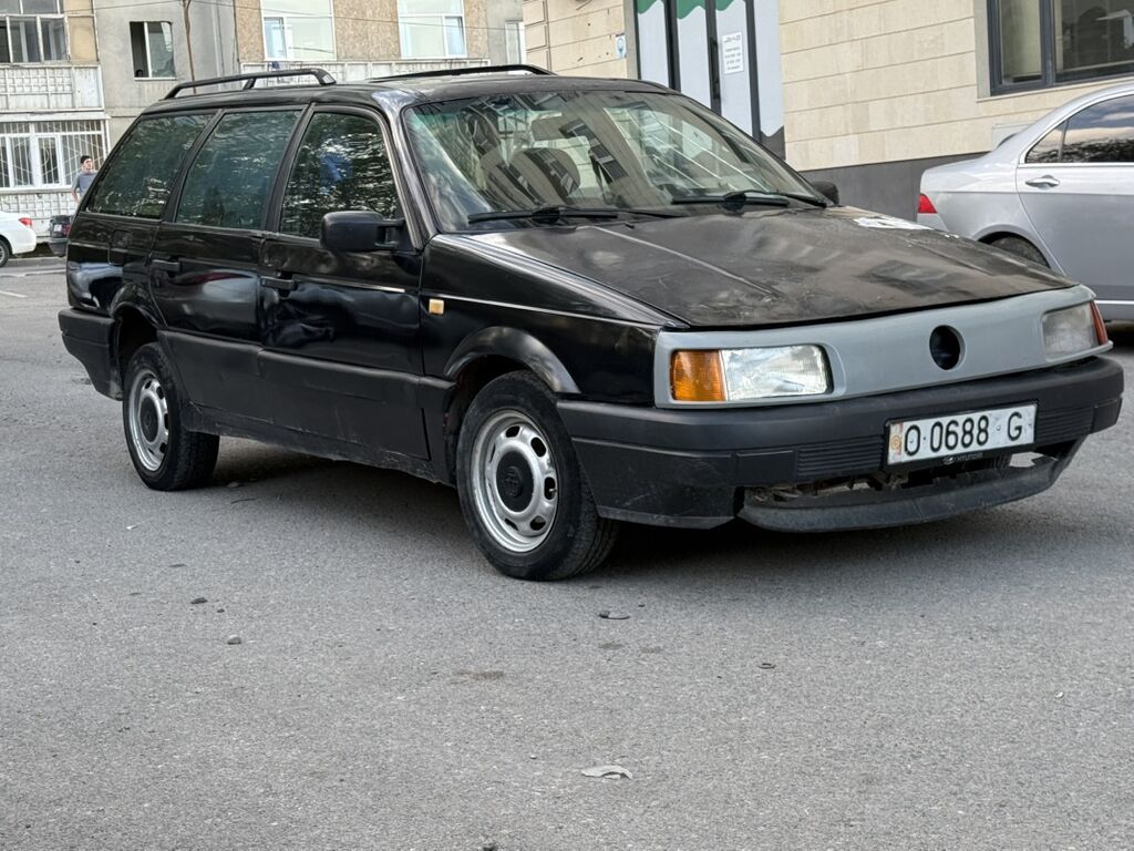 Volkswagen Passat Variant: 1991 г., 1.8 л, Механика, Бензин, Универсал: фото 4