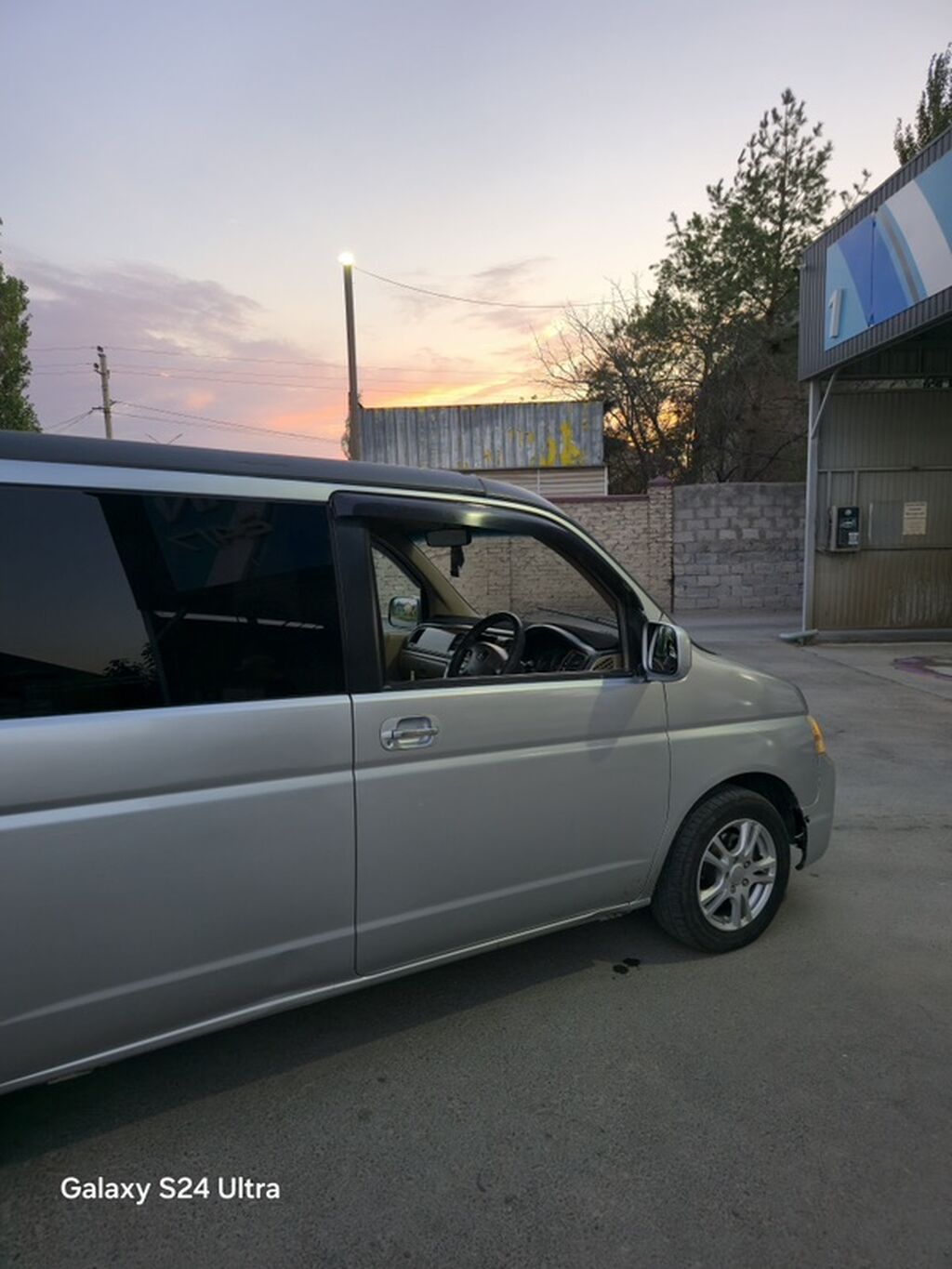 Honda Stepwgn: 2003 г., 2 л, Автомат, Бензин, Минивэн: фото 4
