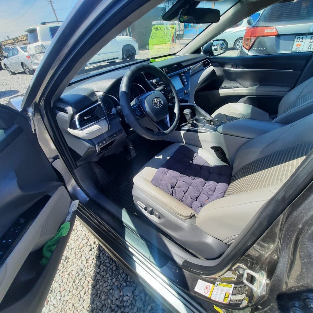 Toyota Camry: 2018 г., 2.5 л, Типтроник, Бензин, Седан: фото 6