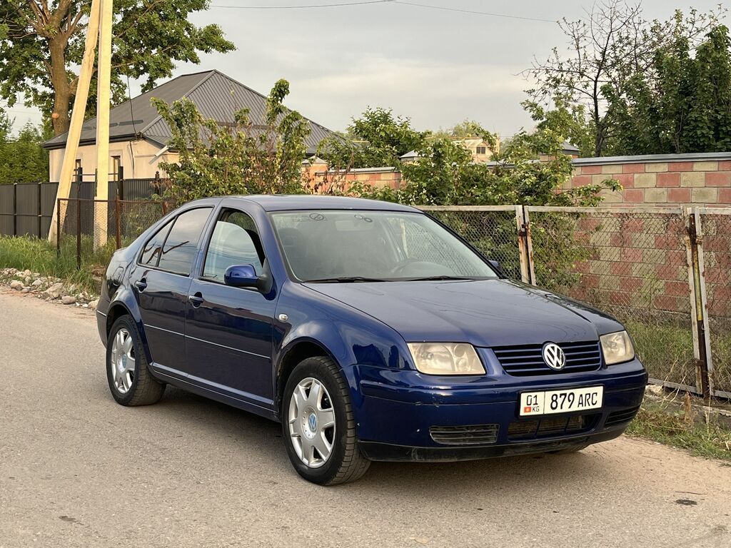 Volkswagen Bora: 2001 г., 2 л, Автомат, Газ, Седан: фото 4
