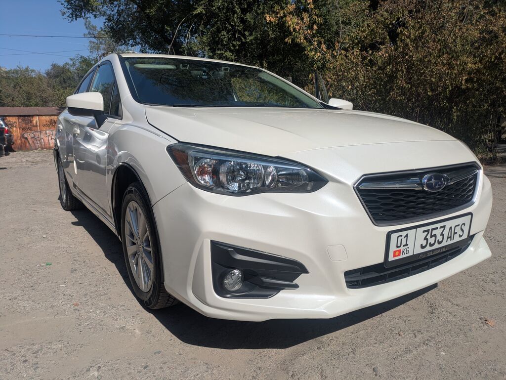 Subaru Impreza: 2018 г., 2 л, Автомат, Седан: фото 1