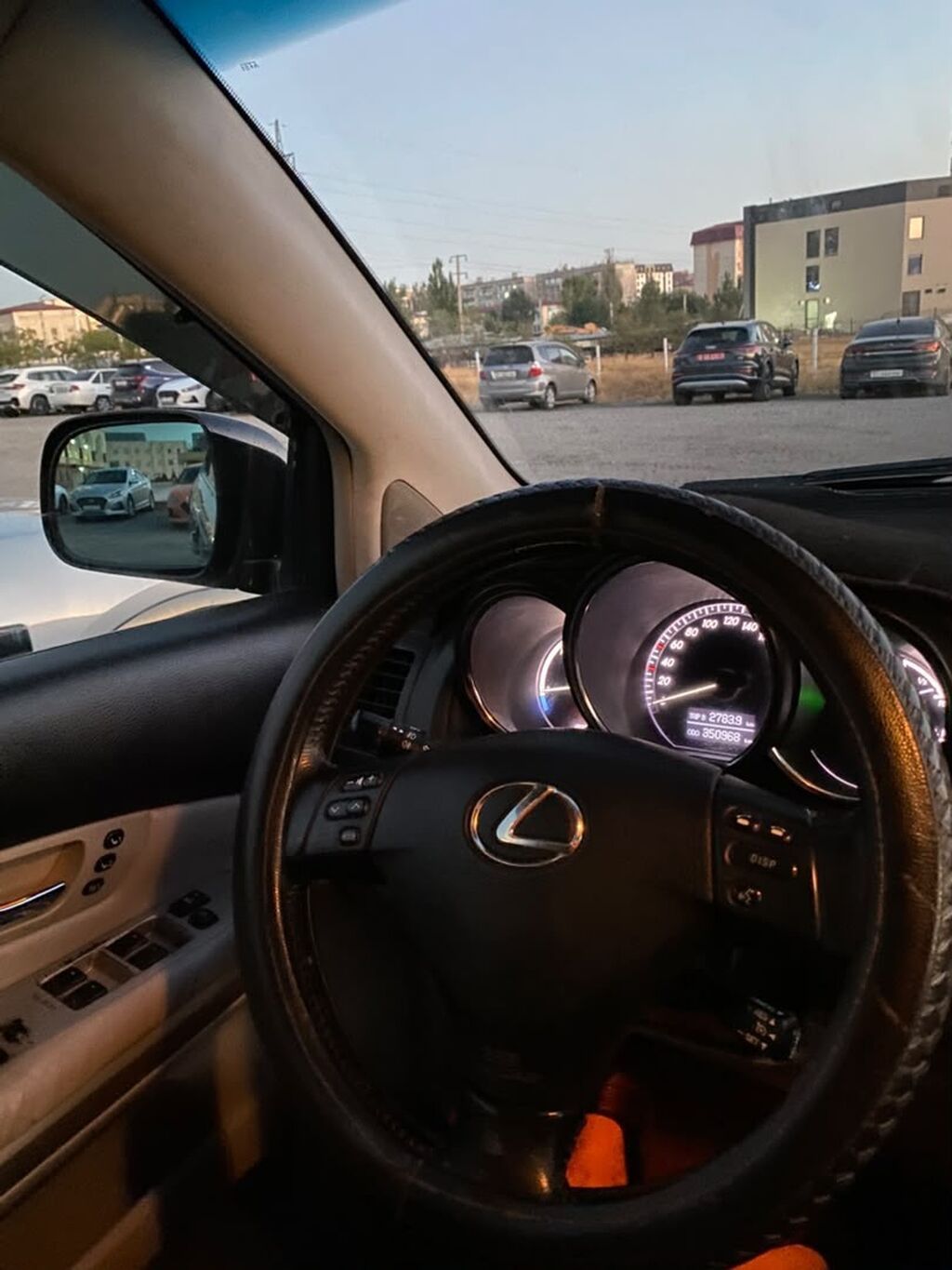 Lexus RX: 2005 г., 3.3 л, Автомат, Гибрид: фото 4