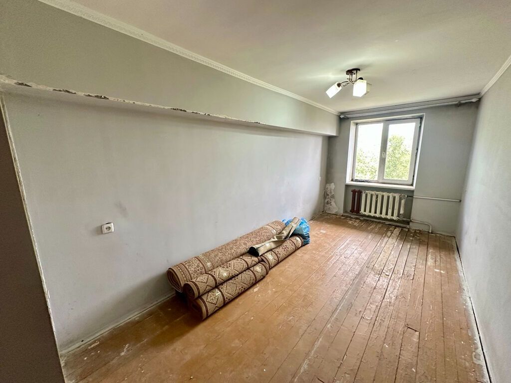 3 комнаты, 76 м², Кожомкул стадион Индивидуалка, 5 этаж, Требуется ремонт: фото 8