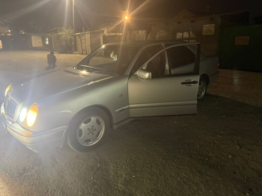 Mercedes-Benz E-Class: 1998 г., 2.3 л, Автомат, Бензин, Седан: фото 7