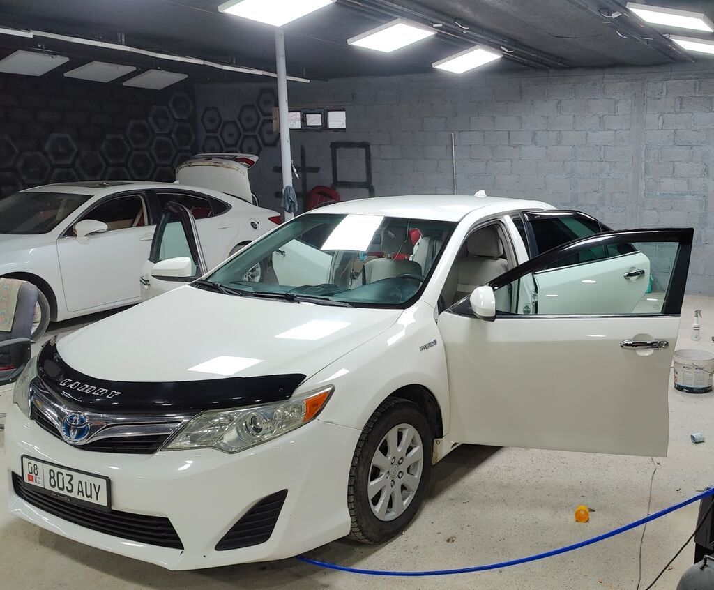 Toyota Camry: 2014 г., 2.5 л, Автомат, Гибрид, Седан: фото 3